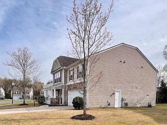 2nd image of 14815 Heron Point Pl