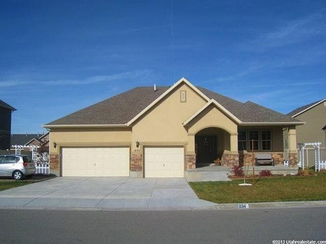 1st image of 1834 W Grays Dr