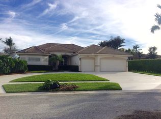 7062 Peninsula Ct, Lake Worth, FL 33467