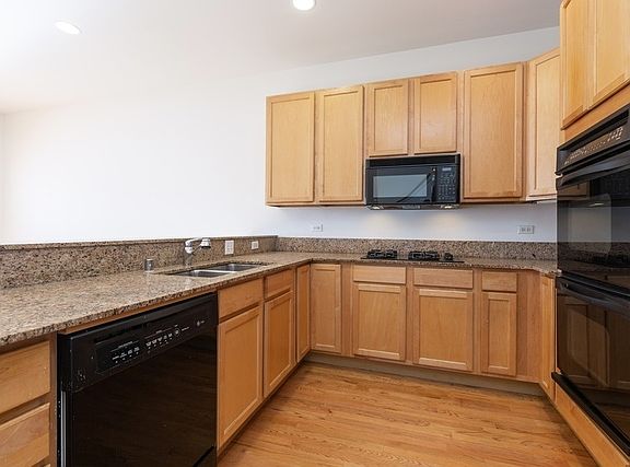 5th image of 59 W 15th St APT C