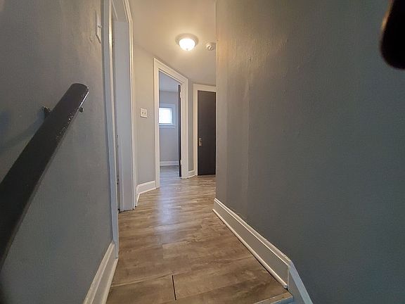 3rd image of 1612 Coventry Rd