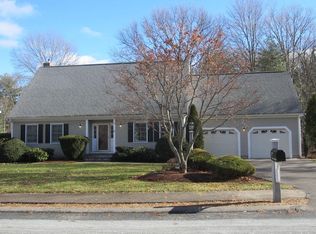 11 Emerson Rd, East Walpole, MA 02032