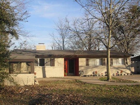 4th image of 9740 Cloister Dr