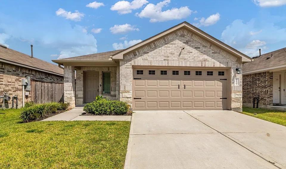 14939 Cypress Hollow Dr
