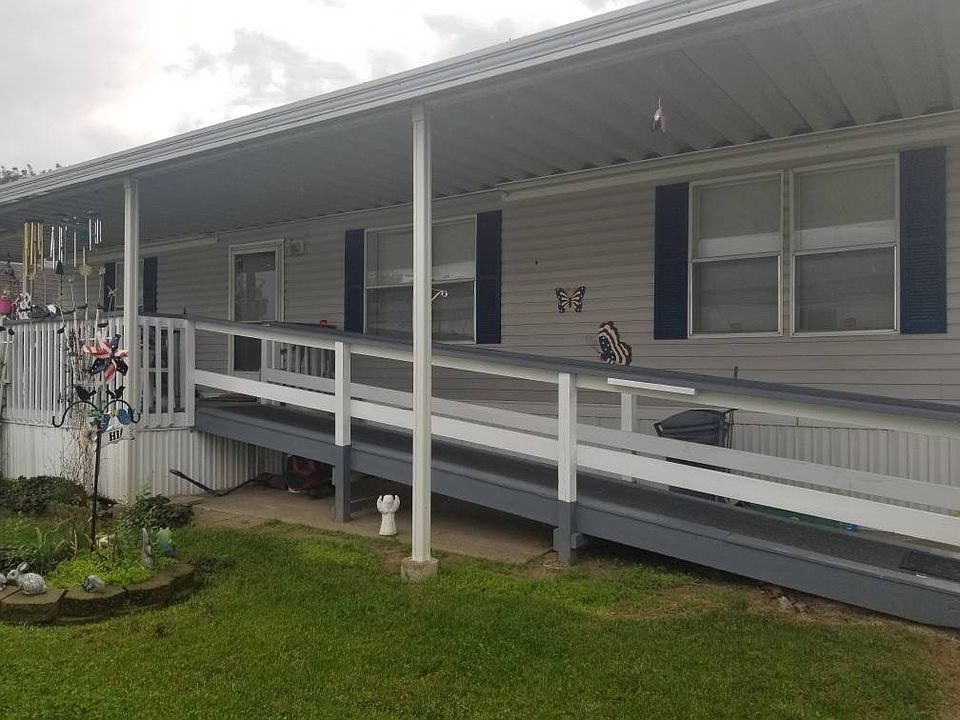 covered deck w/ramp