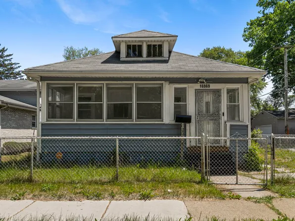 16969 Bulger Ave, Hazel Crest, IL 60429