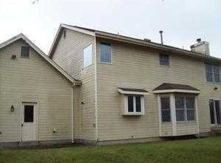 3980 Triple Crown Dr, Florissant, MO