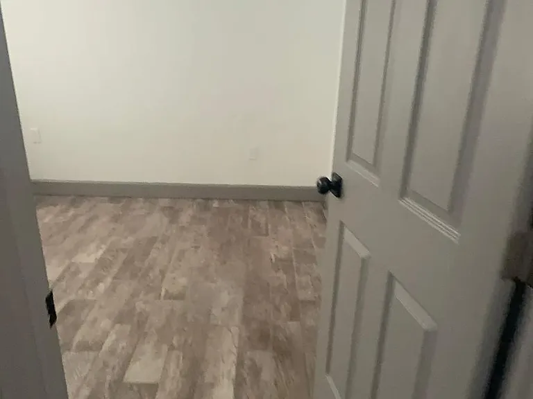 1102 Avenue D #A — Photo 17