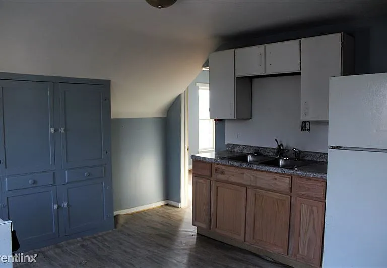 729 E Vine St #3 — Photo 5