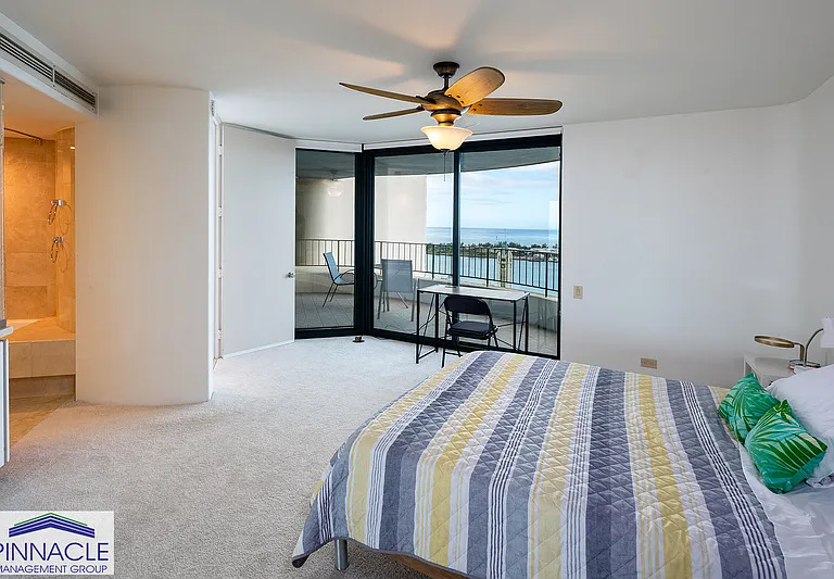 66 Queen St #2803 — Photo 14