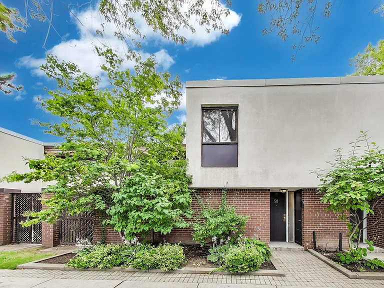 400 Woodsworth Rd #390 — Photo 24