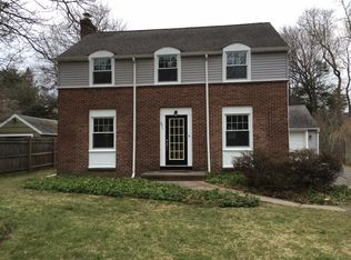 371 Thomas Ave, Rochester, NY 14617