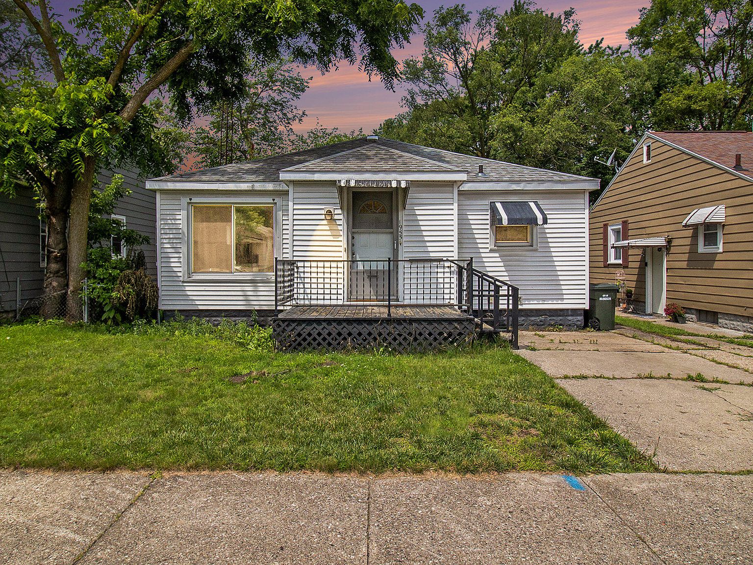 1955 Wood St, Muskegon, MI 49442 Zillow