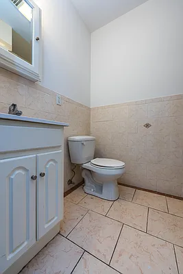 Rented by Nooklyn NYC LLC | media 48