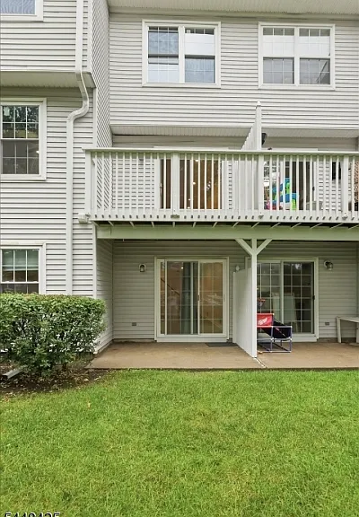 604 Knollwood Ct — Photo 21