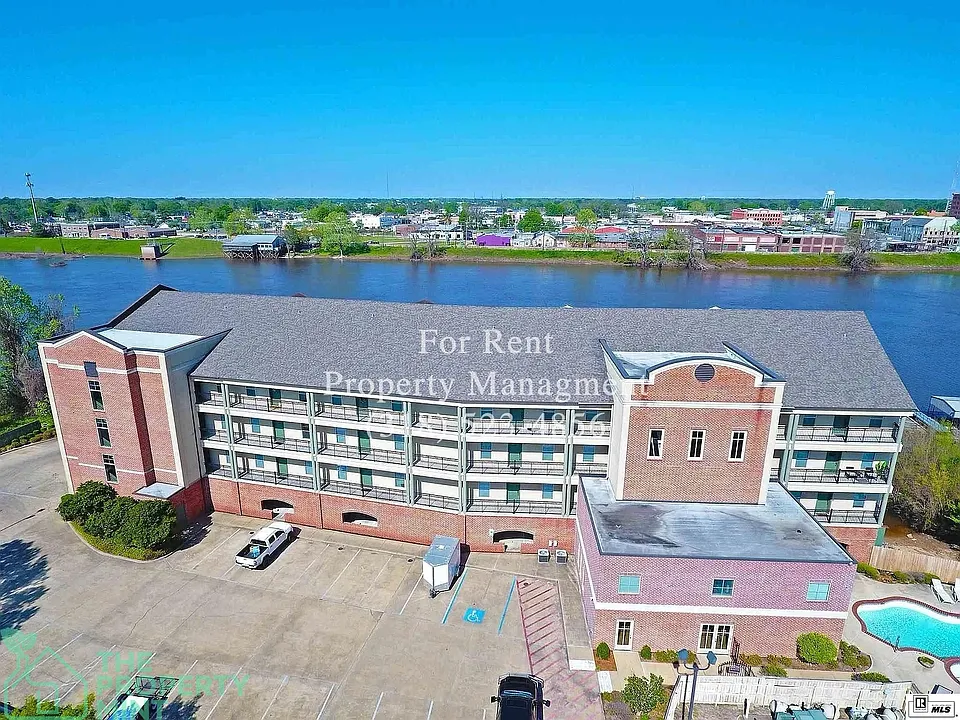 1 Natchitoches St #108