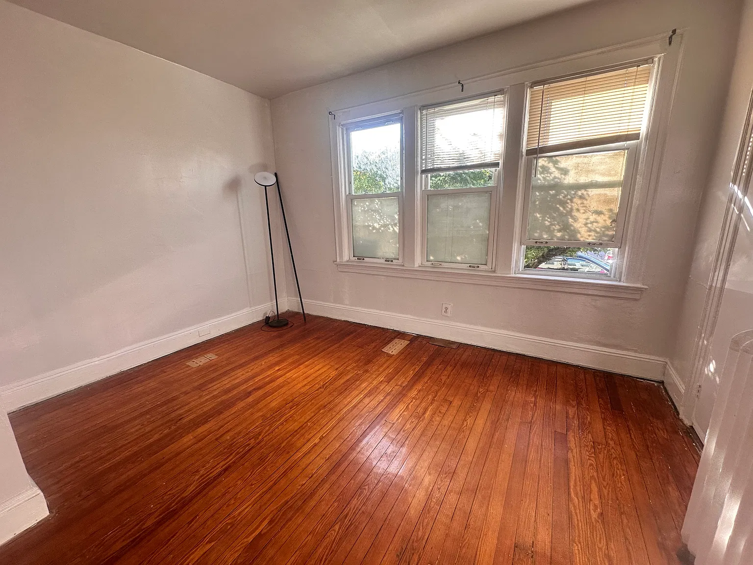 3 bed, 1000 sqft, $2,950 — Photo 4