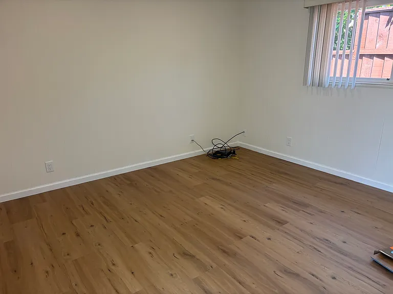686 Kiely Blvd — Photo 9