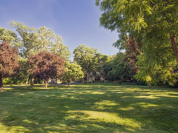 5th image of 8623 S Roma Rd