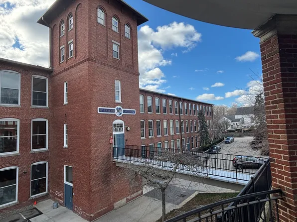 125 Main St, Newmarket, NH