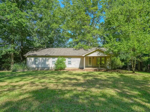 2230 Old Hills Bridge Rd, Enoree, SC 29335