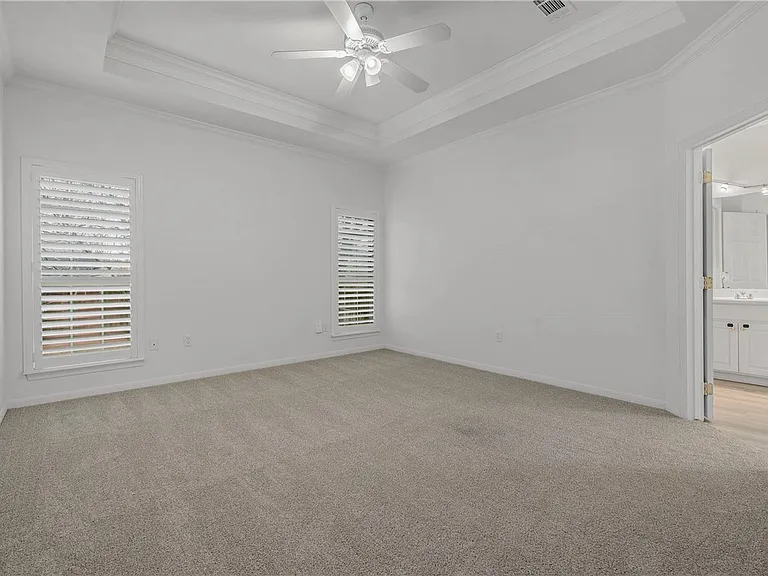305 Stone Chase Ct — Photo 17