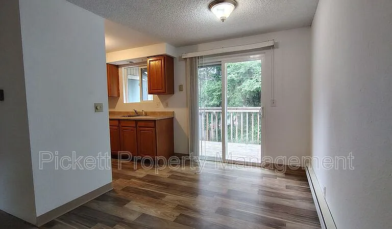 1803 Winfield Ave #B — Photo 7