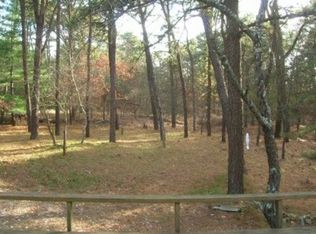 7 Old Canoe Place Rd, Hampton Bays, NY 11946