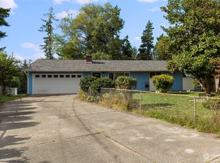 2983 Pickering Pl NE, Bremerton, WA 98310