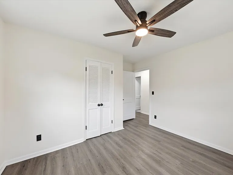 6128 Red Bank Rd — Photo 17