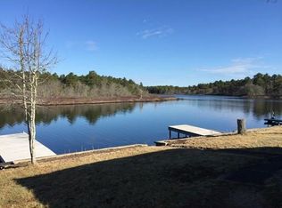 5 Agawam Dr, Wareham, MA 02571