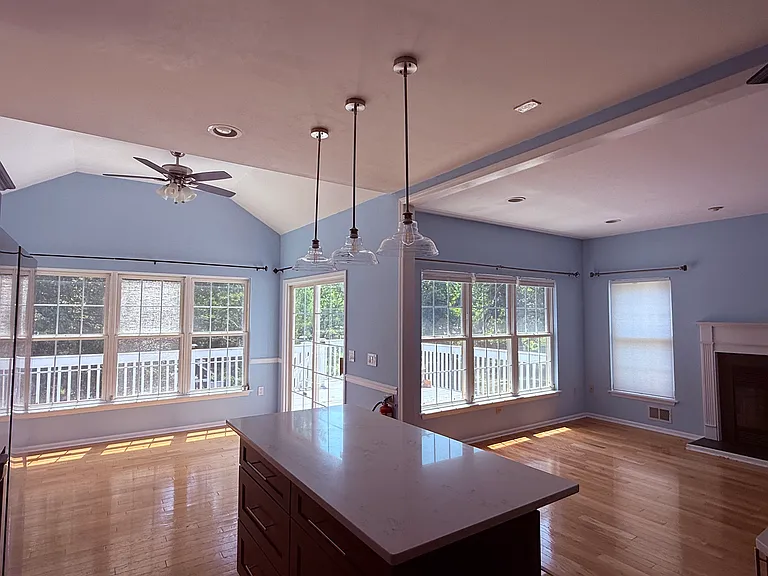 21 Stapleton Ct — Photo 3