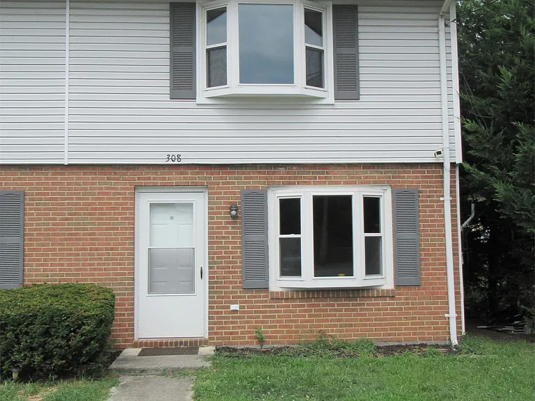 308 Beau St — Photo 1