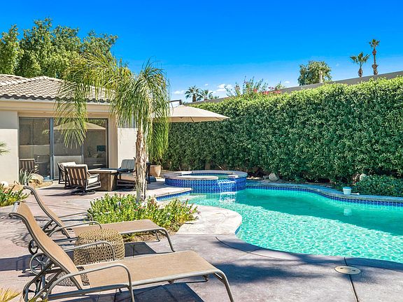 Pool & spa