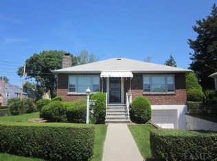 45 Shawnee Ave, Yonkers, NY 10710
