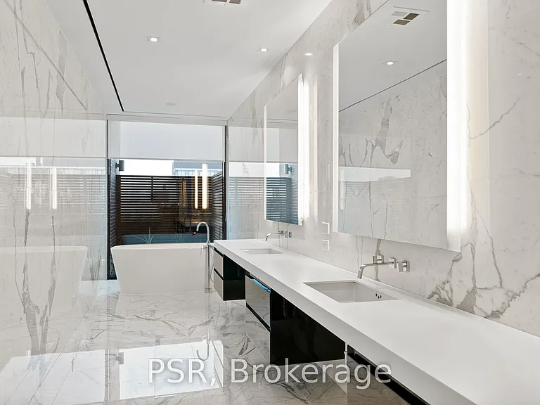 500 Wellington St W #Penthouse 1001 — Photo 15