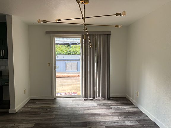 3rd image of 15611 175th Ave NE