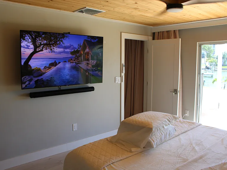 Main bedroom 3