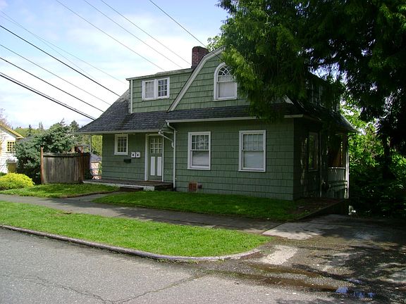 2nd image of 5246 21st Ave NE Unit B