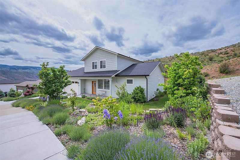 2nd image of 9975 Saska Way