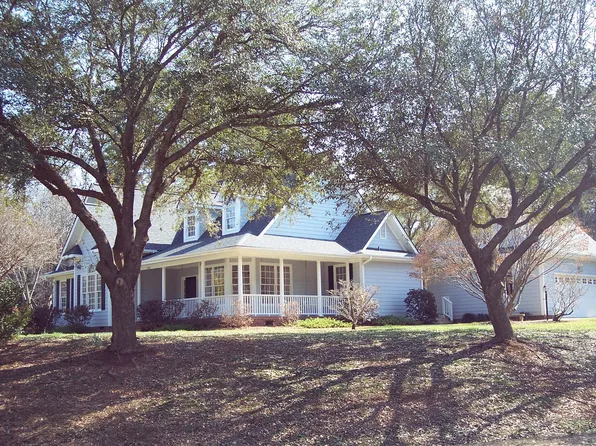 2401 Gillingham Dr, Apex, NC 27539