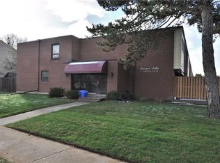 17 Gibson Dr #2, Kitchener, ON N2B 2P3