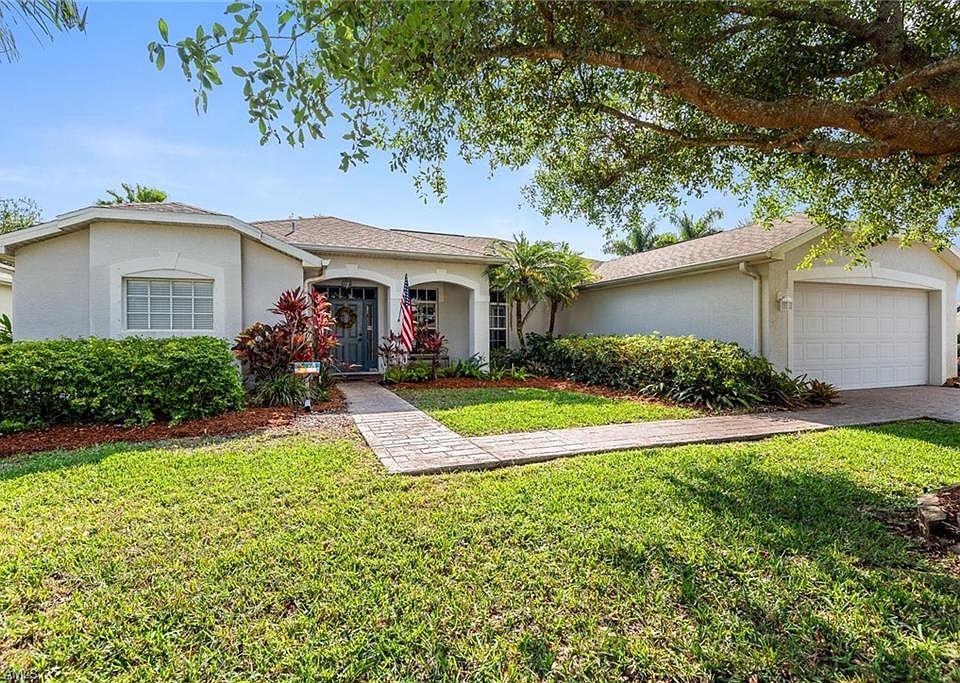 1st image of 12807 Aston Oaks Dr