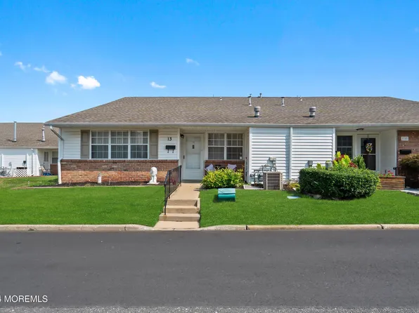 13 Minnesota Drive #303, Matawan, NJ 07747