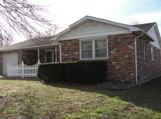 215 N Hamrick St, Houston, MO 65483