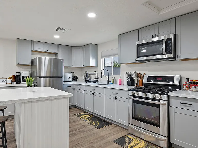 4026 W Grant St #1 — Photo 12