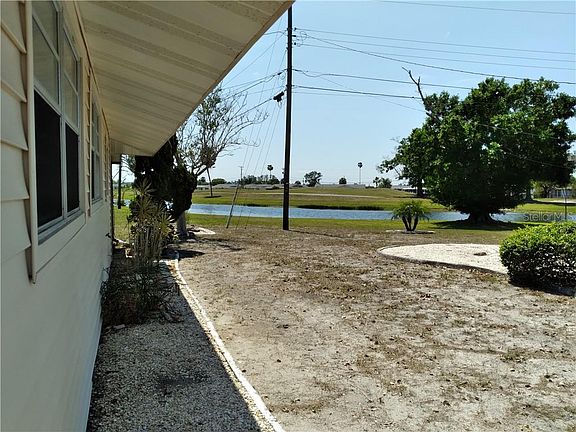 2nd image of 802 Ojai Ave