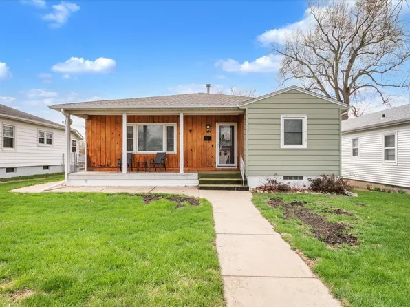 2122 N Lincoln Ave, Davenport, IA 52804