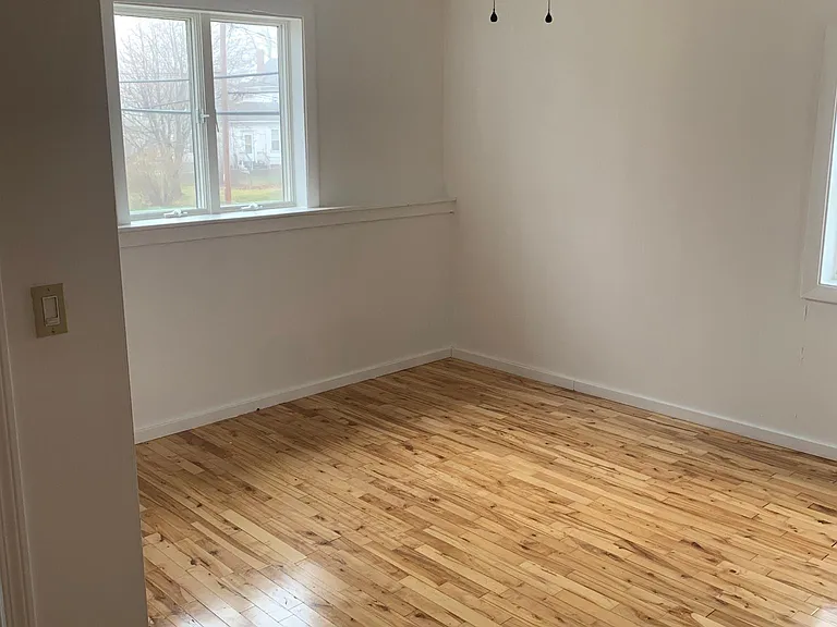 48 Boynton St — Photo 5