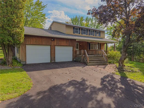 1856 Clay Hill Rd, Chittenango, NY 13037